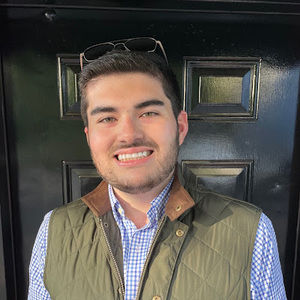 Meet your Posher, Johnson